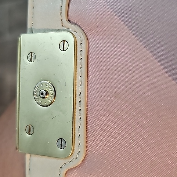 Coach Kristin Embellished Large Clutch Art Deco OP Leather Multi Tan print EUC - Picture 16 of 16